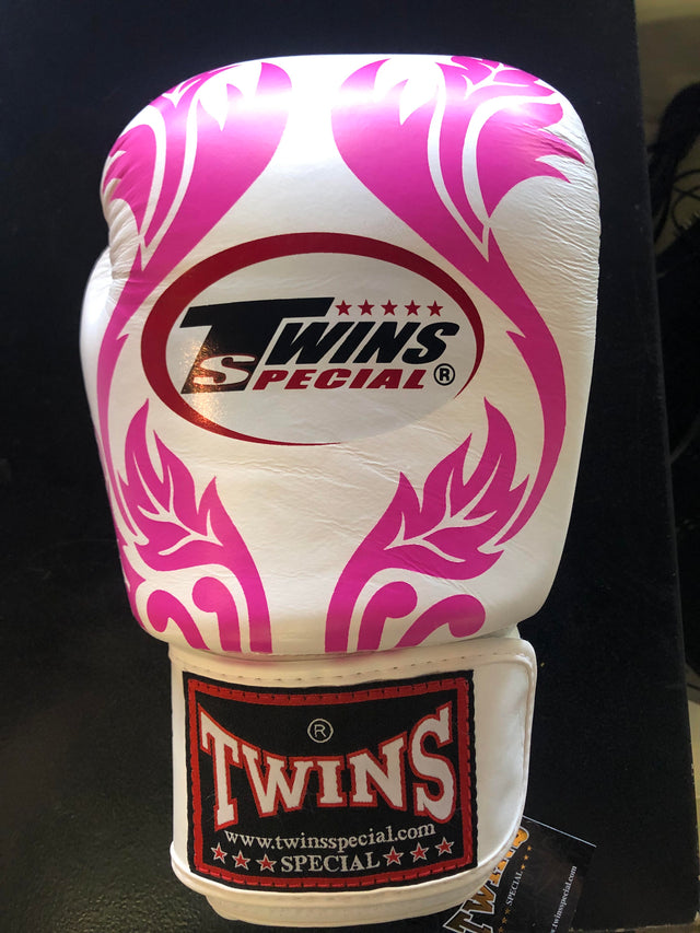 Twins Boxing Gloves Flourish Series
